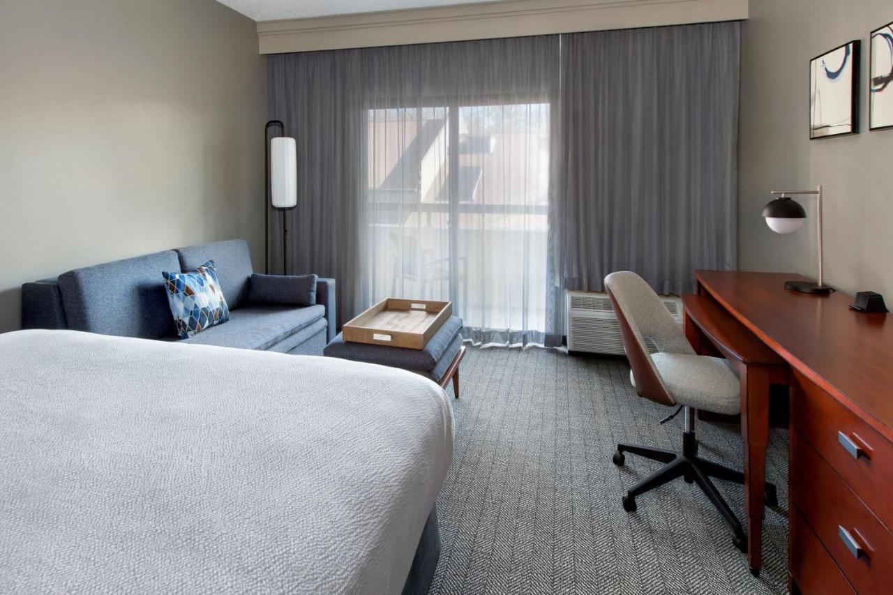 Courtyard By Marriott Tarrytown Westchester County Exterior foto